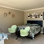 Bachelor Flat B