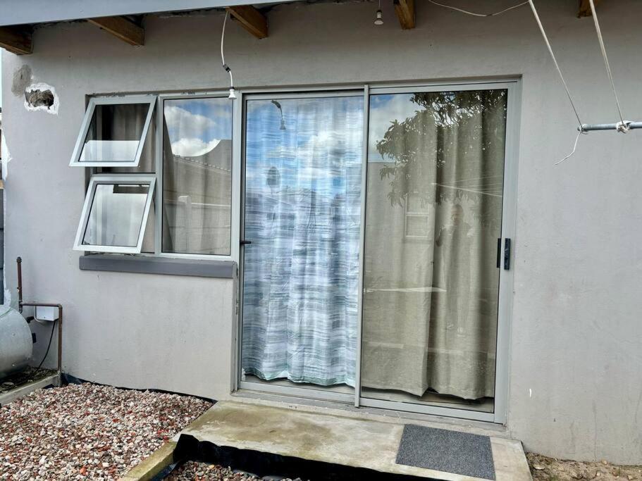 Bachelor Flat B * Kapstadt